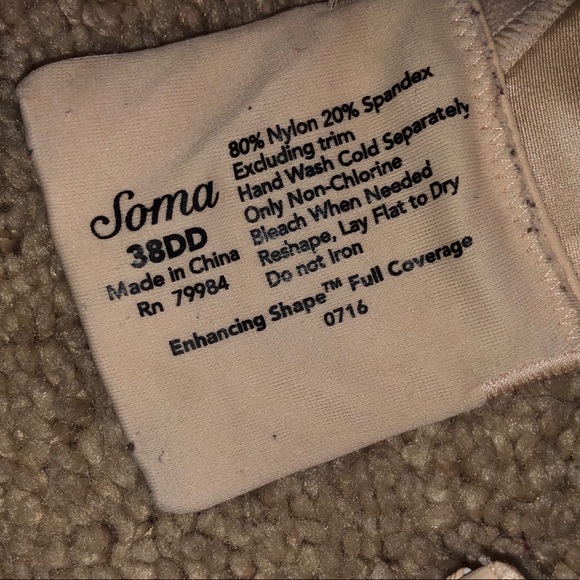 Bra/Enhancing Shape, Full Coverage - Picture 2 of 3